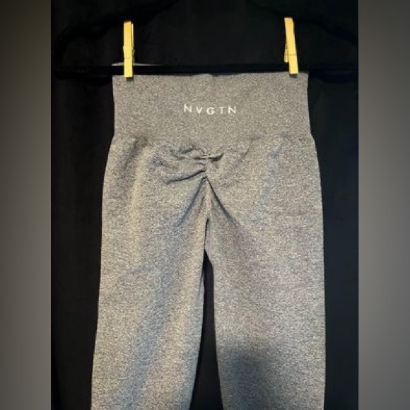 NVGTN Scrunch Seamless Leggings - Picture 3 of 3